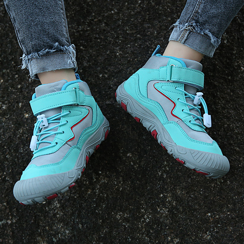 Outdoor anti slip Hiking Shoes - огляд і ціна Outdoor Adventure Girl