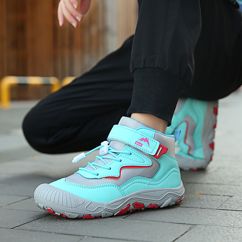 Outdoor anti slip Hiking Shoes - огляд і ціна Outdoor Adventure Girl